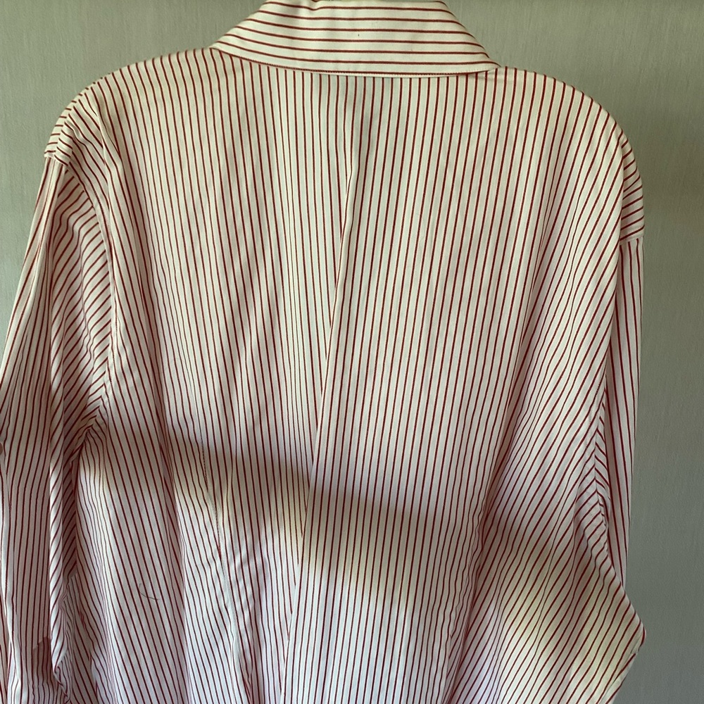 Red button down blouse - Picture 4 of 6